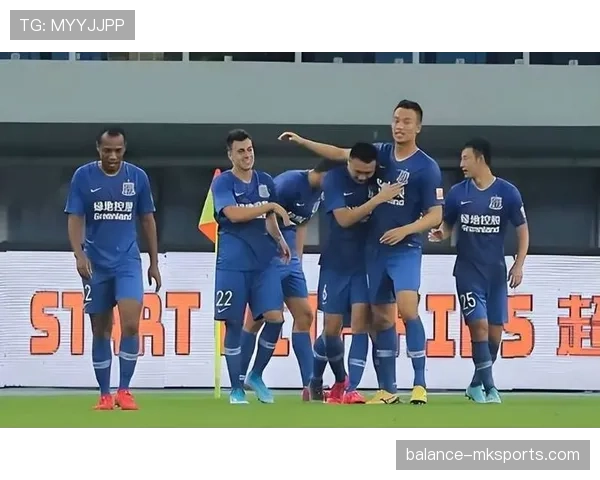 德甲门将市场震荡加剧，新星转会表现引热议