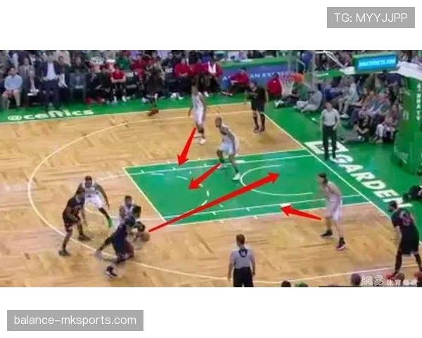 霍勒迪挡拆制造突破机会，提升犹他防守反击效率