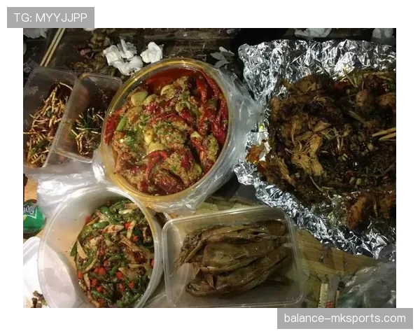 常园赛场像开挂，朋友圈吃个夜宵都像在秀豪宅——我这是看球还是在看富豪日常